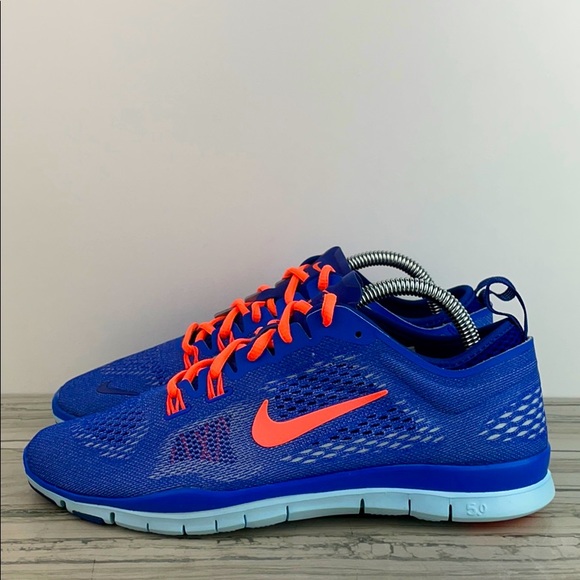 Nike Shoes - NIKE FREE TR FIT 4